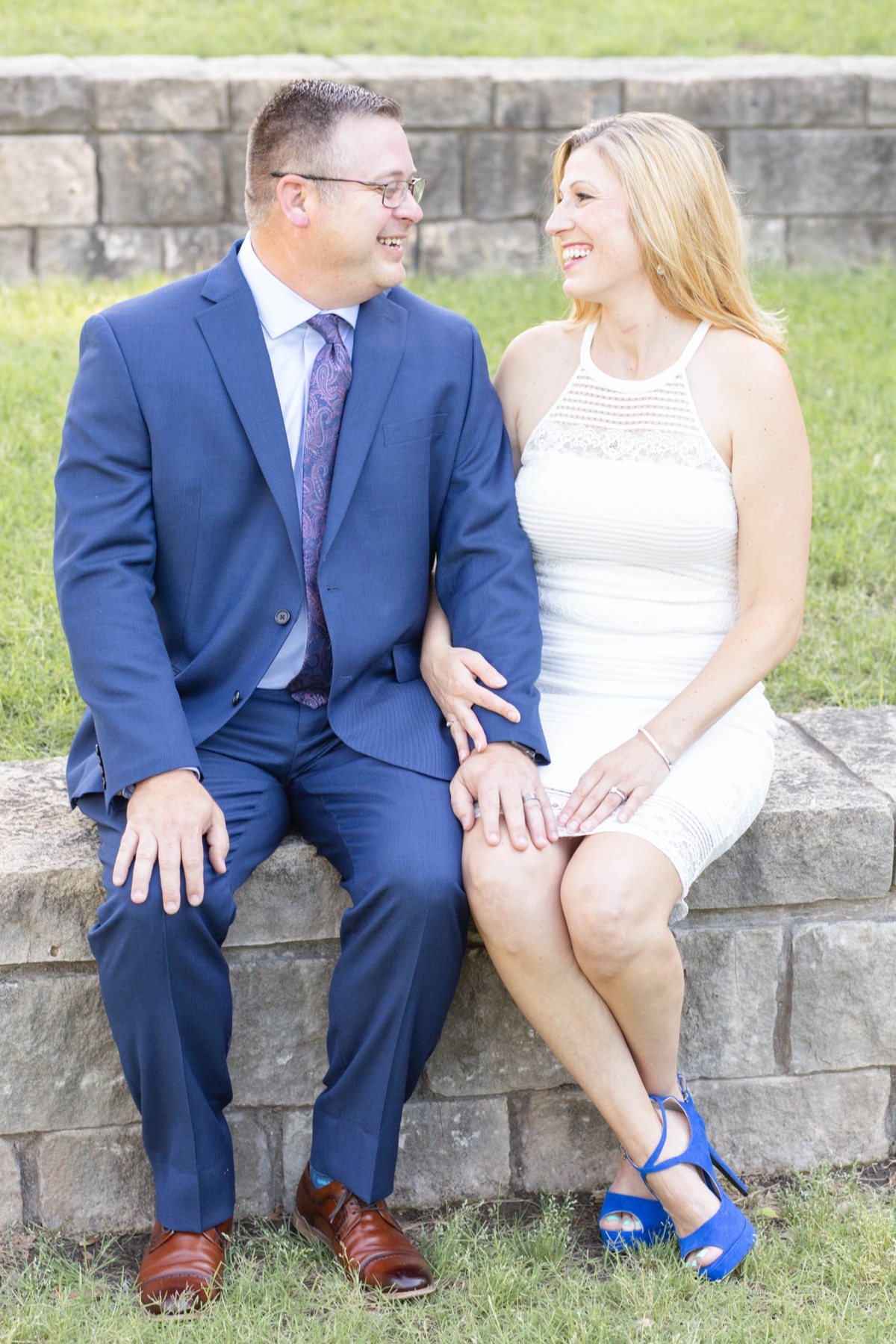 Jim and Christine Hemmingway smiling together during a family photo session.